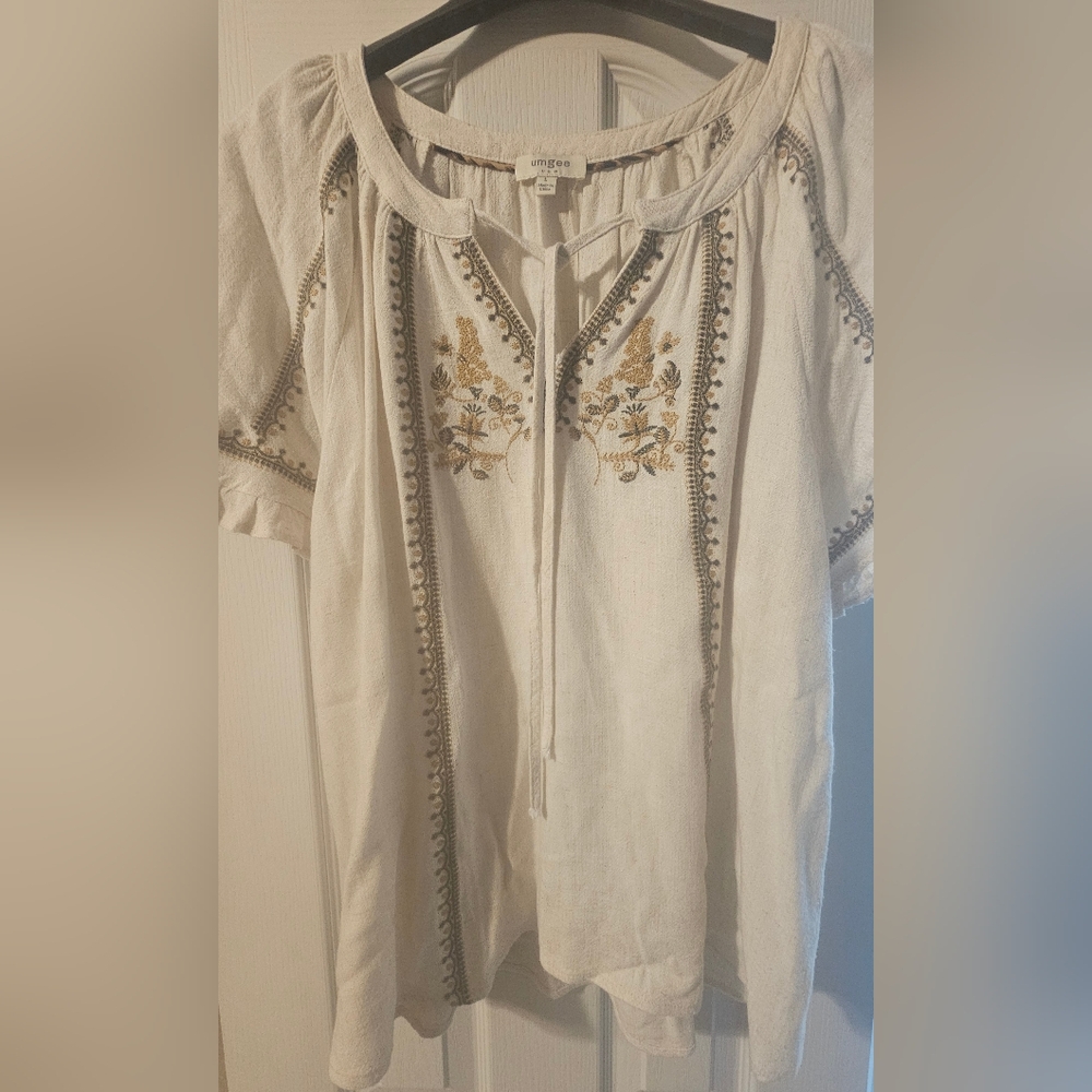 UMGEE Embroidered Cream Women's Top Size Large - Picture 6 of 6